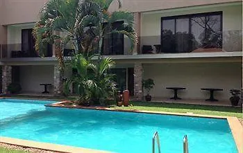 Urban By Cityblue Kampala 4*,
